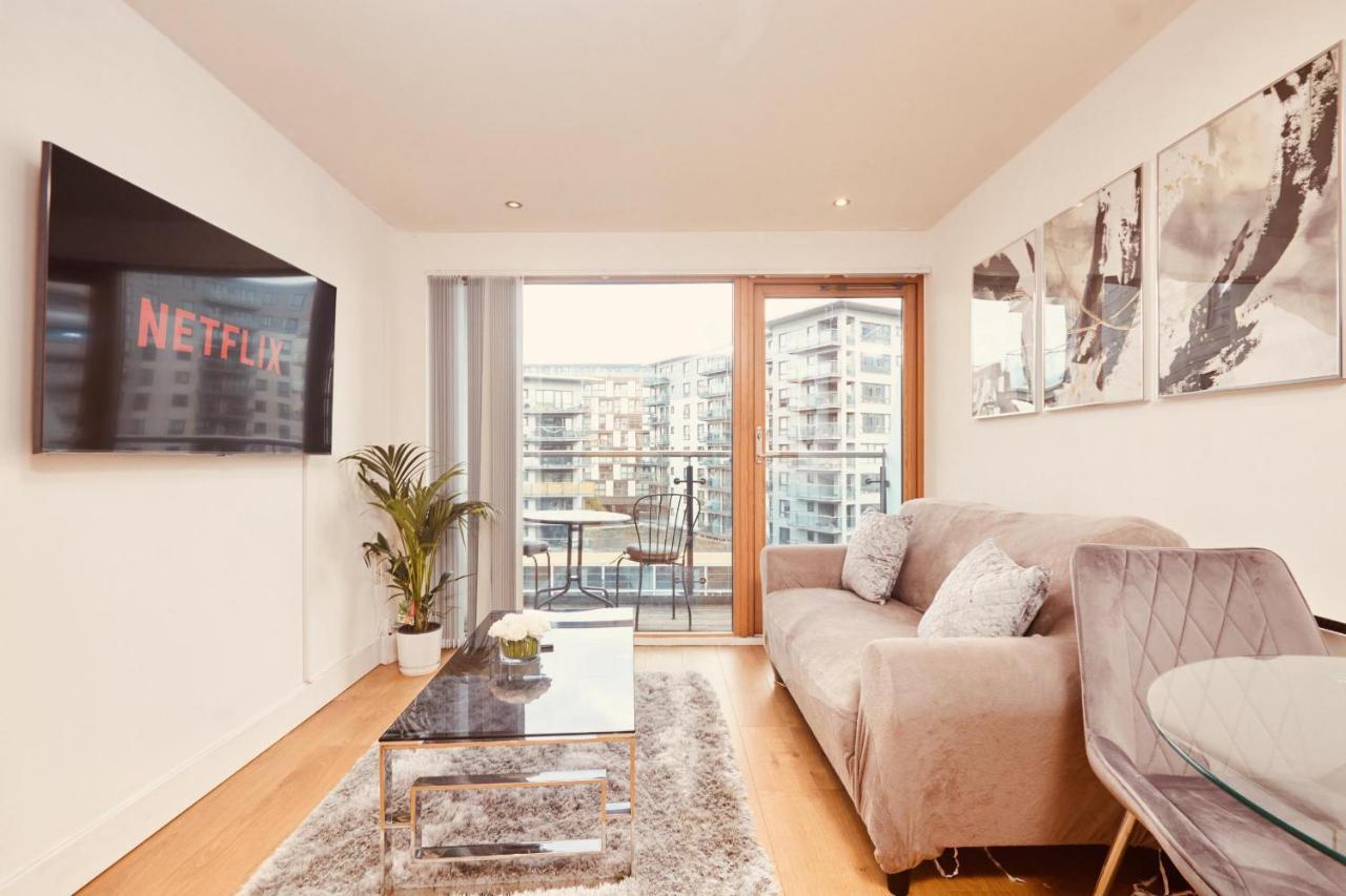 Deluxe City Modern Apt&Free Parking No Balcony リーズ エクステリア 写真